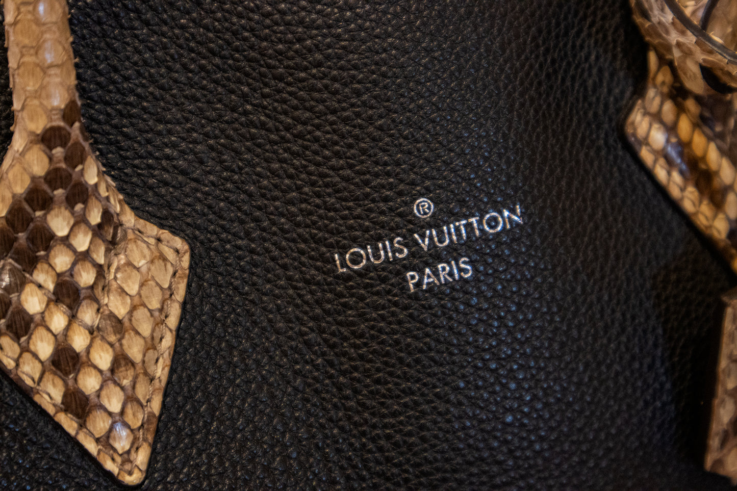 Louis Vuitton - Lockit Limited Edition