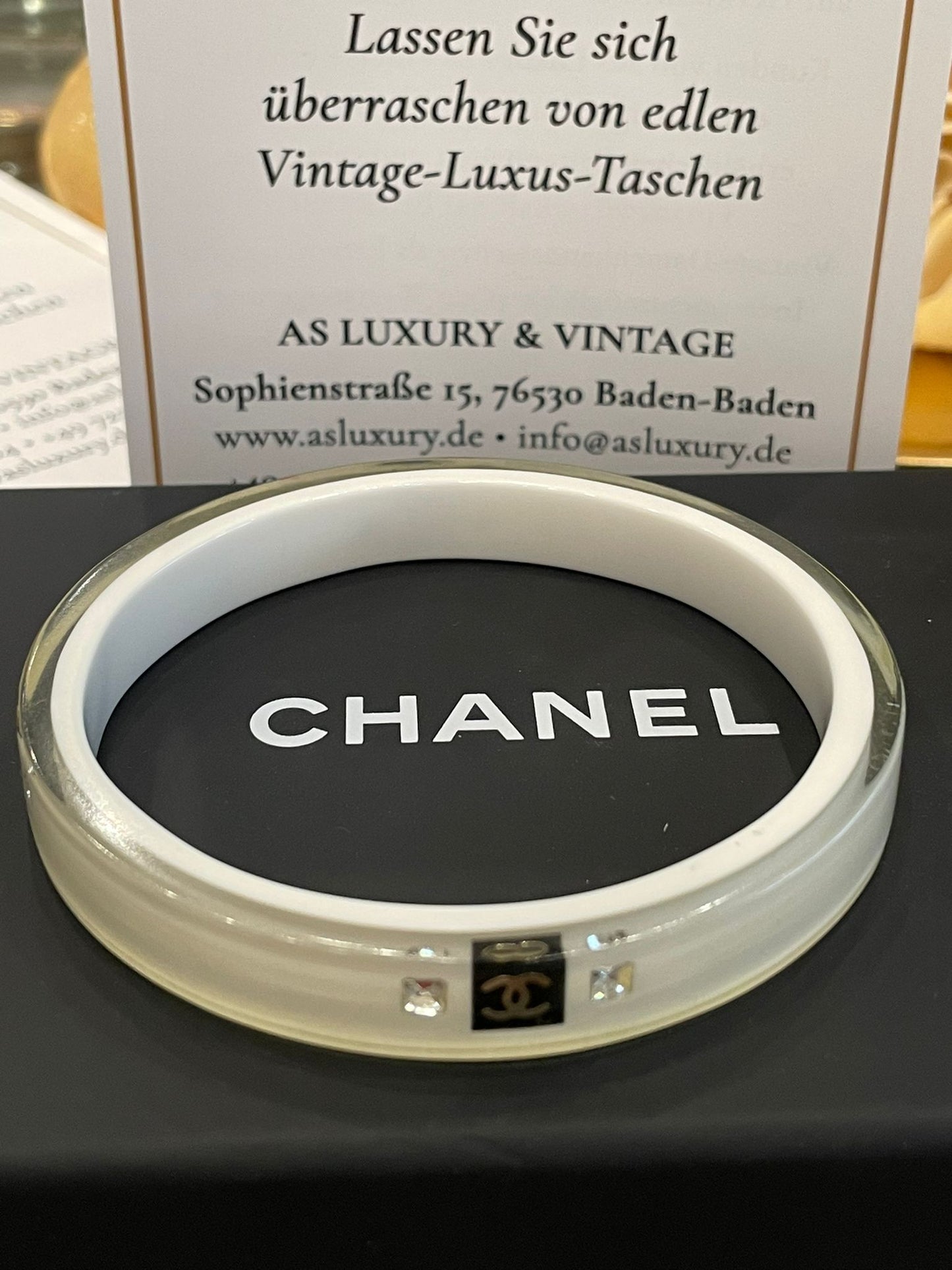 Chanel - Acryl Armreif