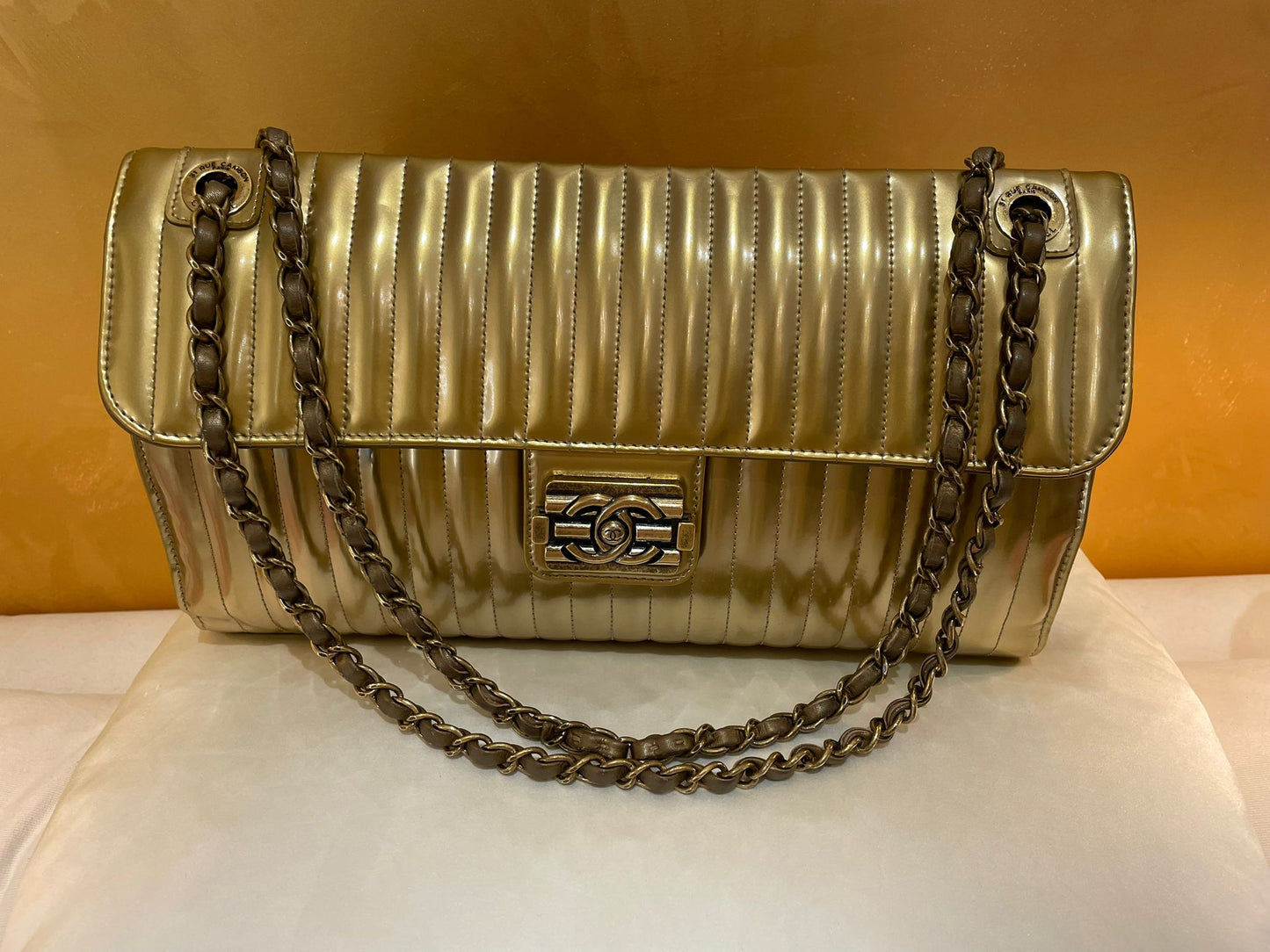 Chanel - Limited Edition Gold