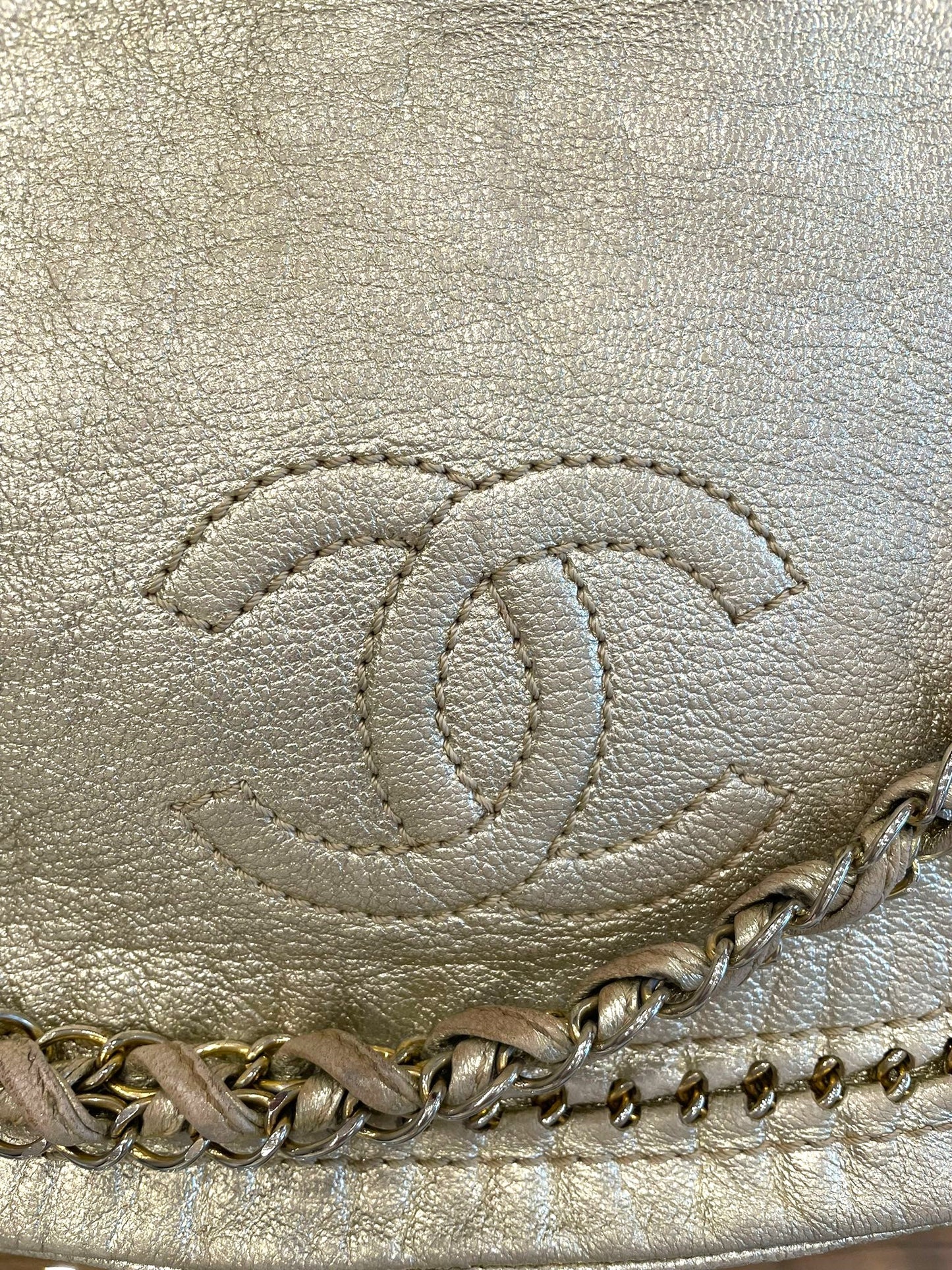 Chanel - Tasche Gold