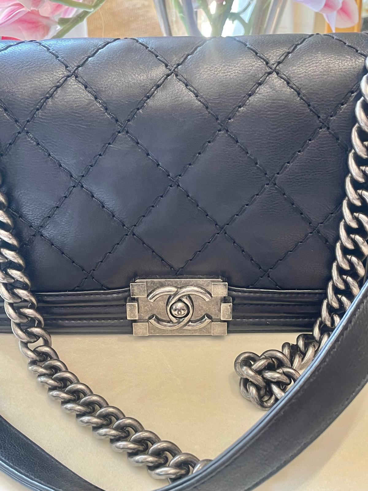 Chanel - Boy Medium schwarz