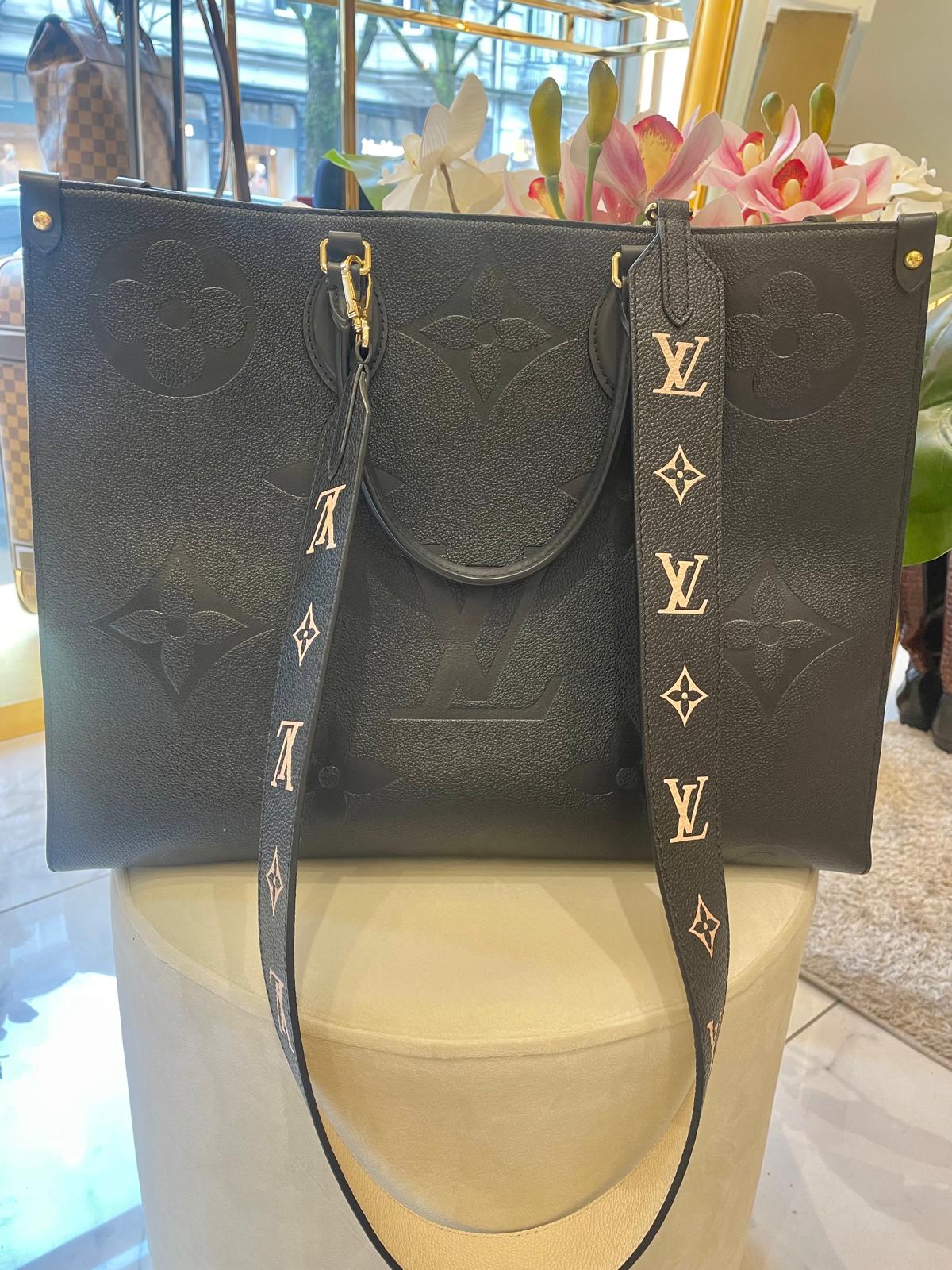 Louis Vuitton - Onthego Shopper schwarz Leder